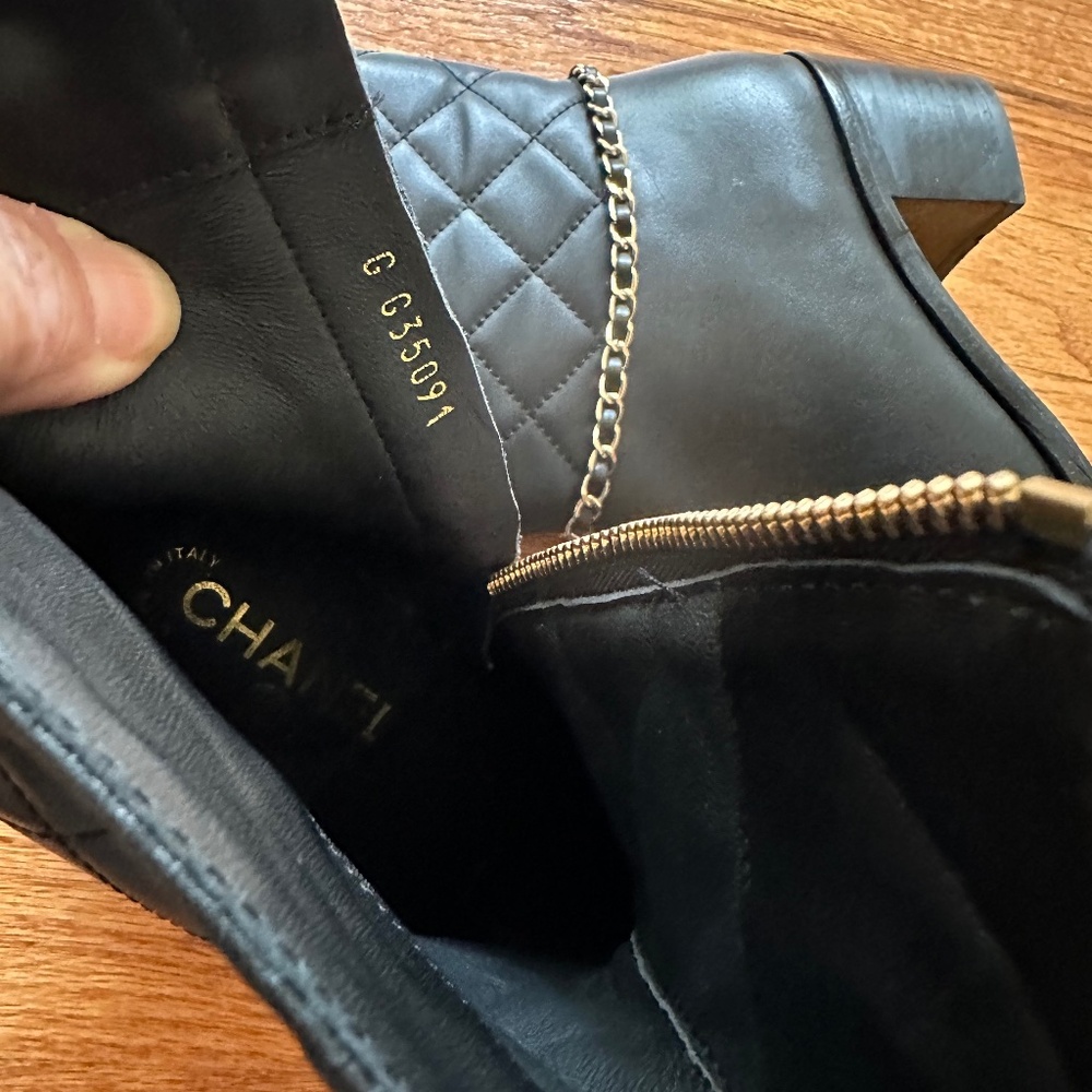 Chanel boots w Dust bags n Box final SALE